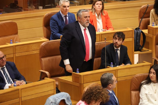 Toma de posesión de sete novos deputados e deputadas do Parlamento de Galicia